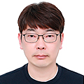김용구 사진